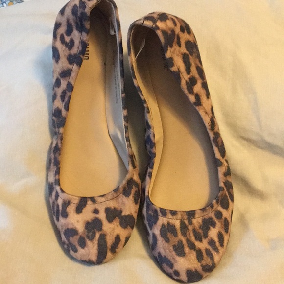 Mossimo Supply Co. Shoes - Ballet style shoe